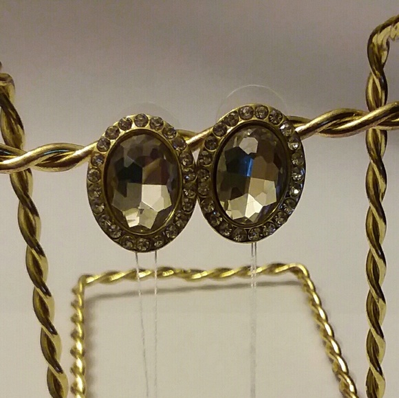 Gabriella K New York  Sulver Diamond Earrings - Picture 3 of 4